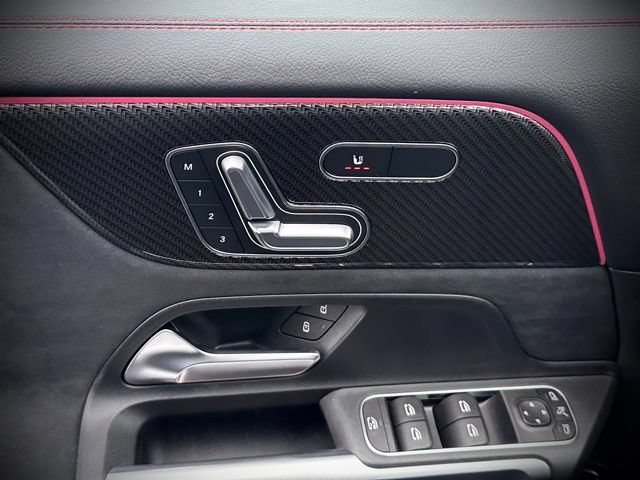 New 2026 Mercedes-Benz GLB 35 AMG 4MATIC image 30