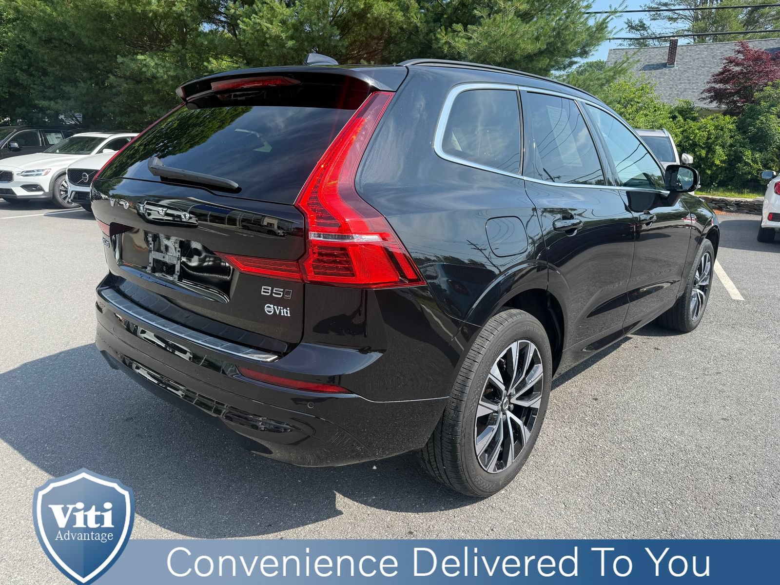 Certified 2023 Volvo XC60 B5 Core w/ Climate Package AWD/4WD image 8