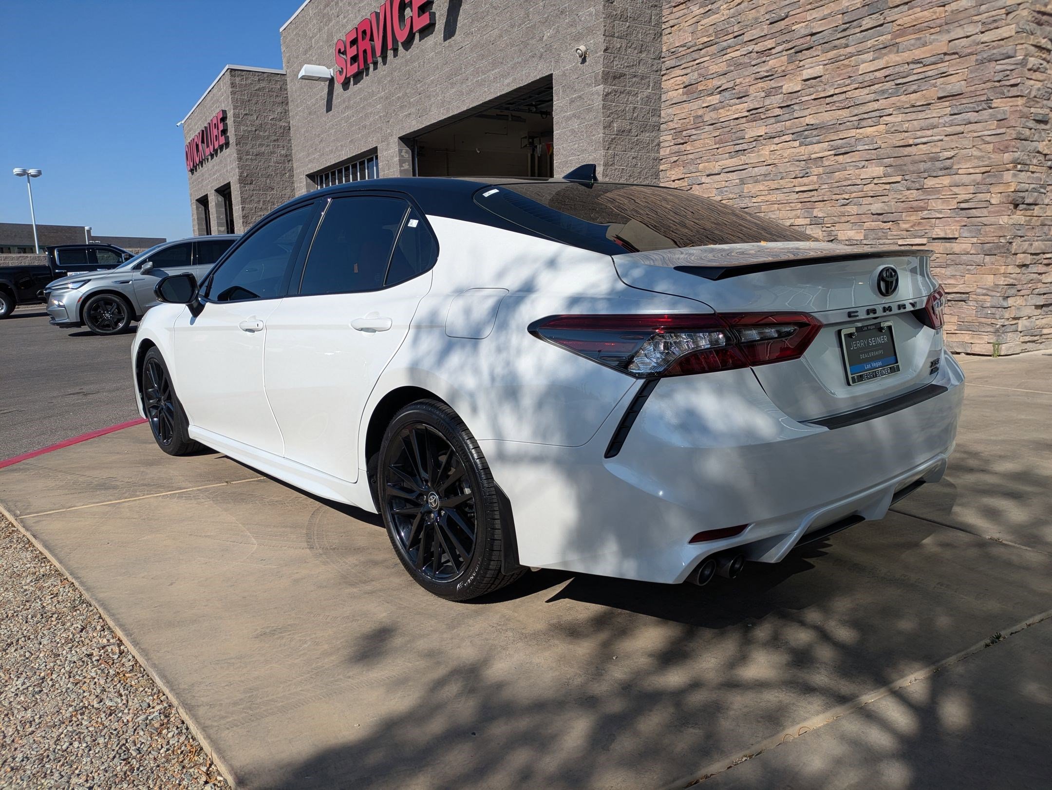 Used 2023 Toyota Camry XSE w/ Navigation Package AWD/4WD image 3