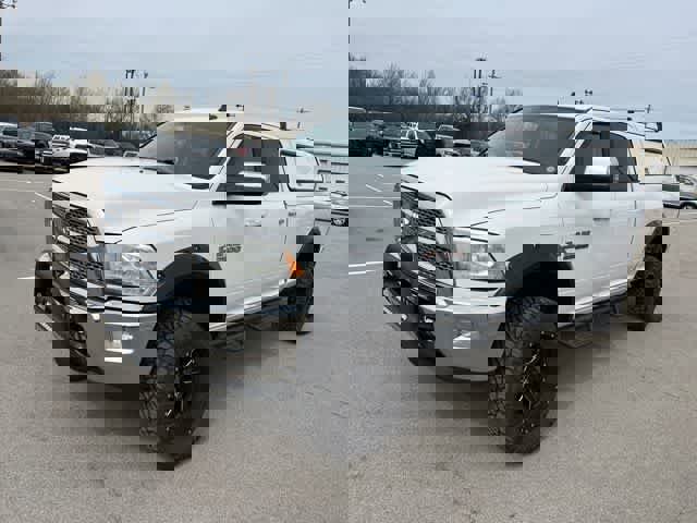 Used 2014 RAM 2500 Laramie image 2