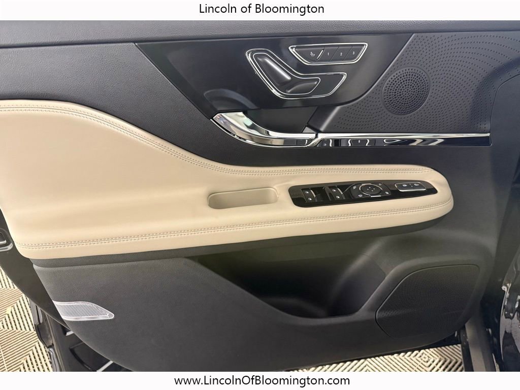 New 2026 Lincoln Corsair Premiere image 42