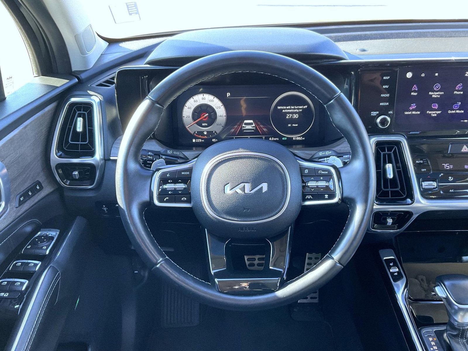 Used 2023 Kia Sorento SX Prestige image 11