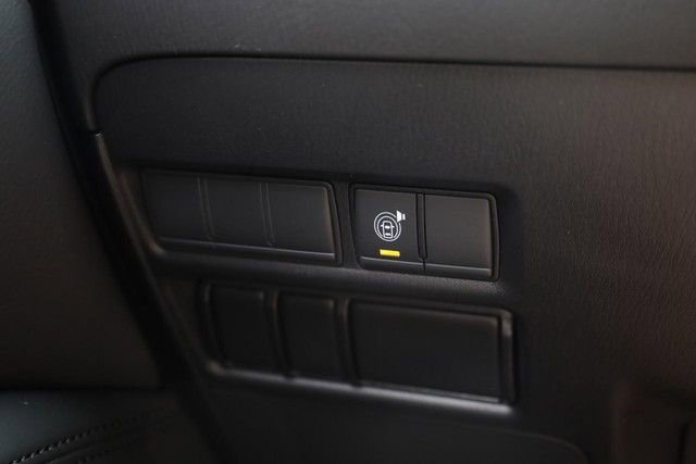Certified 2024 Nissan Armada SV w/ Cargo Package AWD/4WD image 21