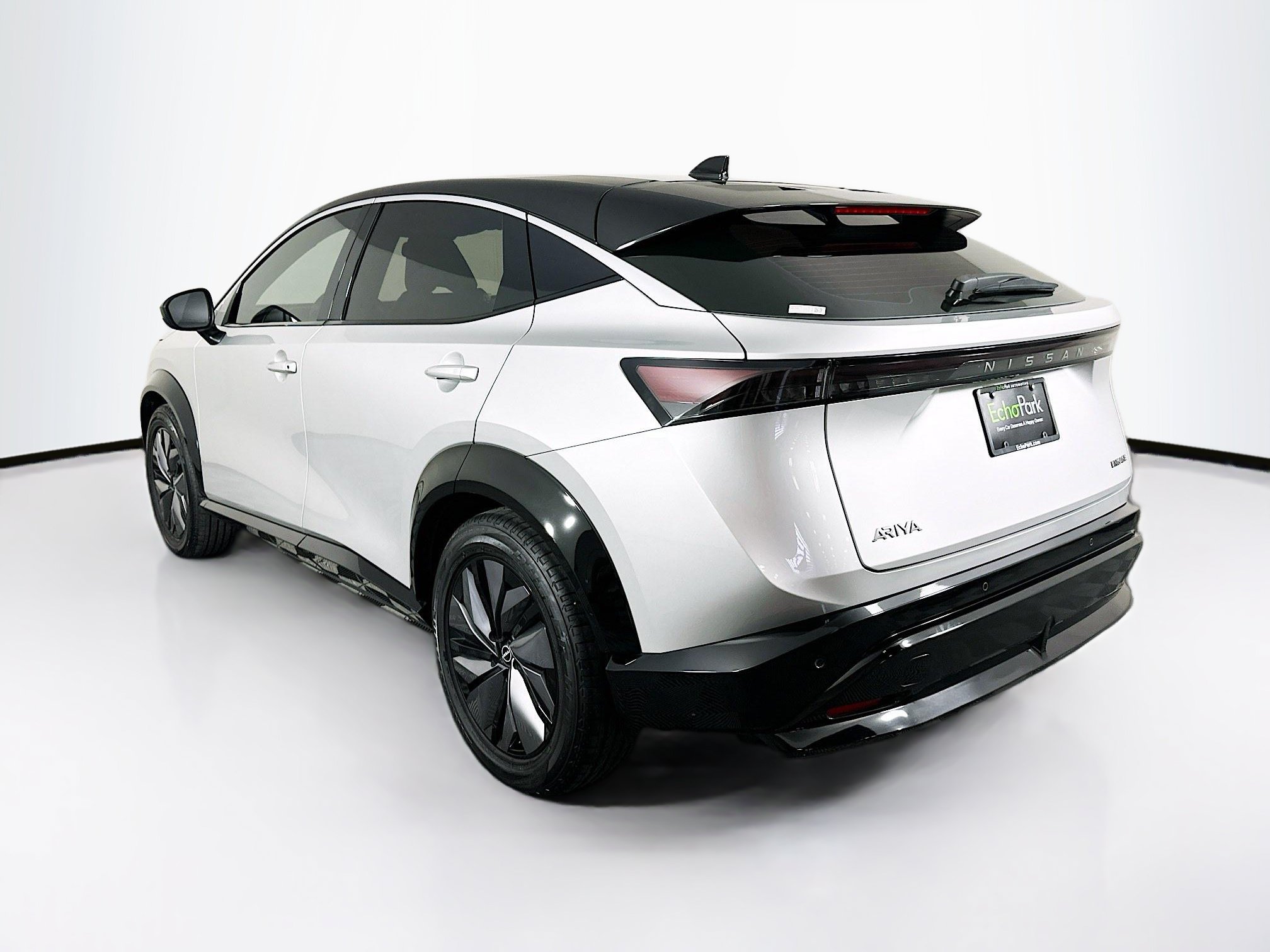 Used 2023 Nissan Ariya FWD image 5