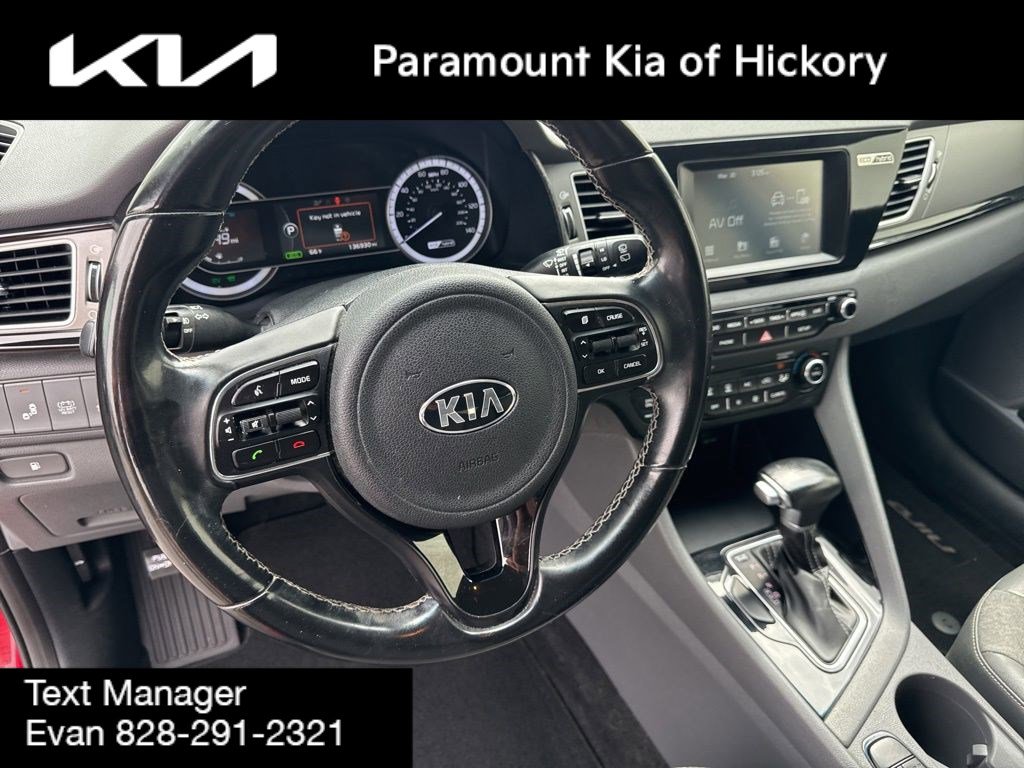 Used 2018 Kia Niro EX image 19