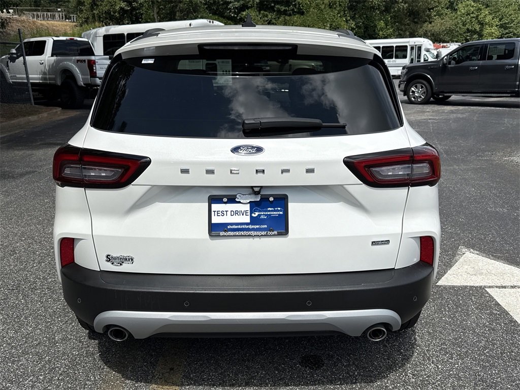 Used 2024 Ford Escape SE image 6