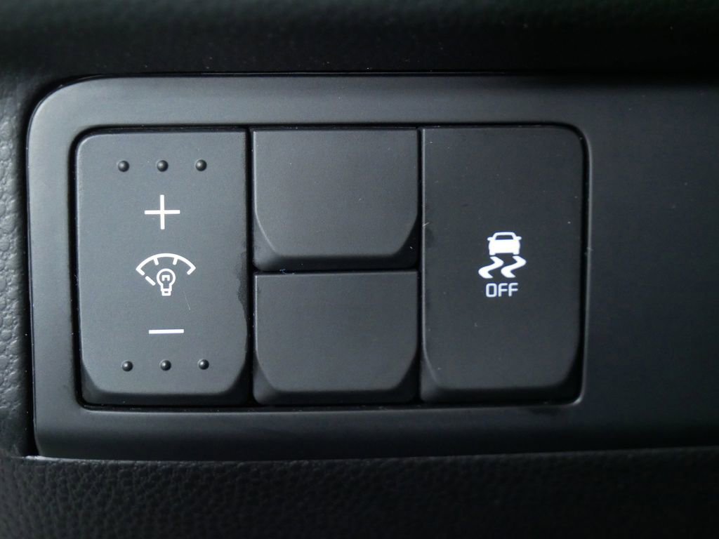 Used 2016 Kia Soul Base image 24