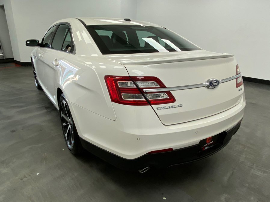 Used 2015 Ford Taurus SEL w/ Equipment Group 201A FWD image 4