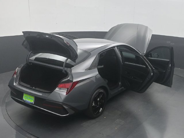Used 2026 Hyundai Elantra Sport FWD image 54