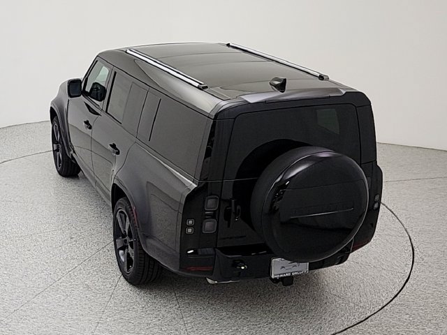 New 2026 Land Rover Defender 130 X-Dynamic SE AWD/4WD image 34