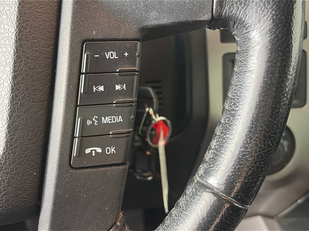Used 2017 Ford Expedition XLT AWD/4WD image 18
