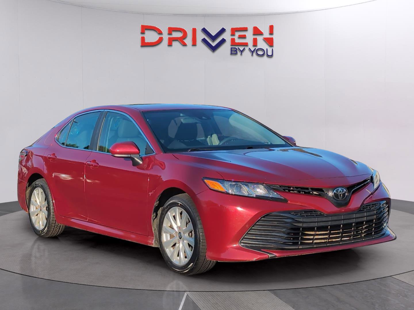 Used 2020 Toyota Camry LE FWD image 8