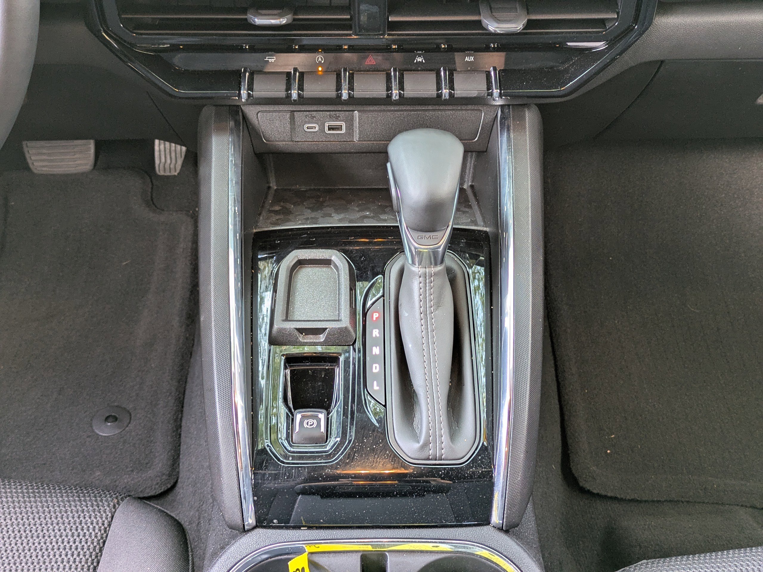 Used 2024 GMC Canyon Elevation w/ Convenience Package image 19