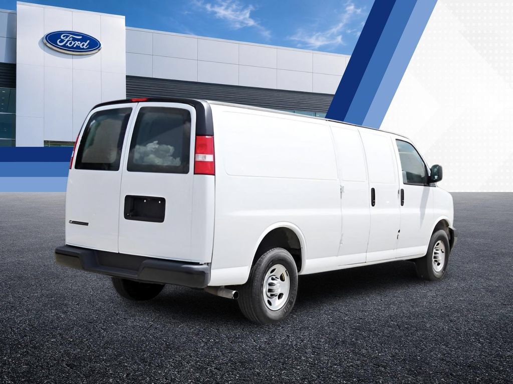 Used 2021 Chevrolet Express 2500 Extended w/ Driver Convenience Package RWD image 4