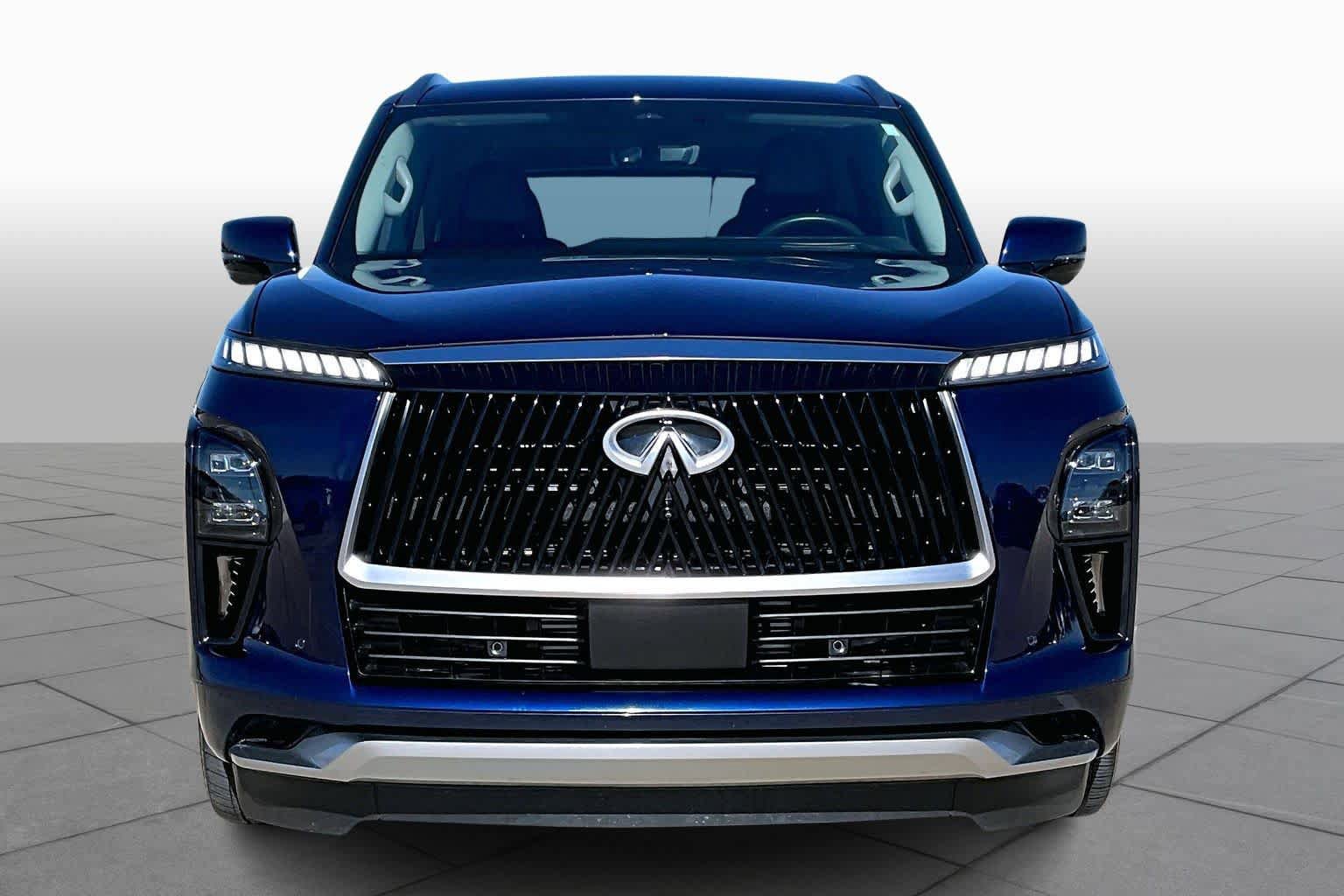 Used 2025 INFINITI QX80 Luxe RWD image 4