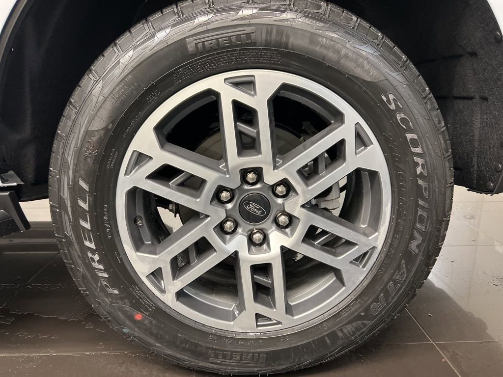 New 2026 Ford Expedition Active image 7