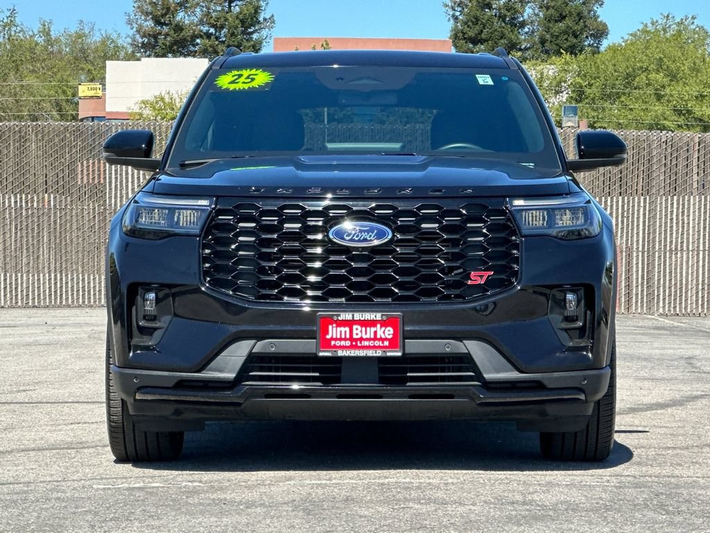 Certified 2025 Ford Explorer ST w/ Sun And Sound Package AWD/4WD image 8