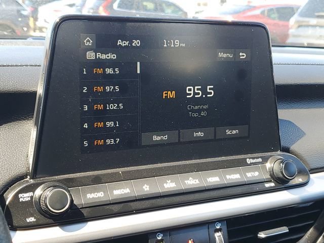 Used 2020 Kia Forte LXS FWD image 16