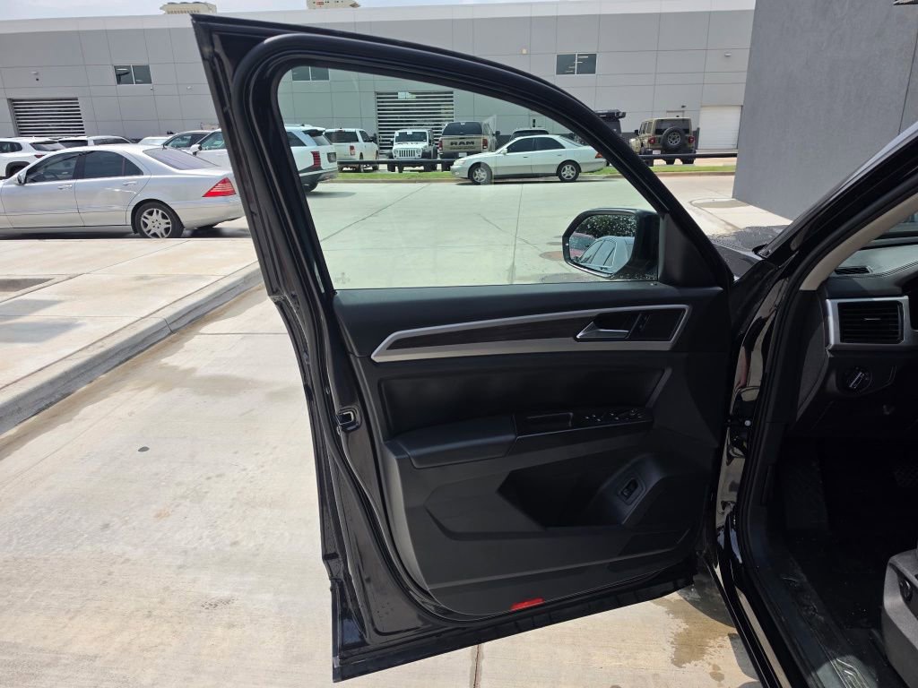 Used 2020 Volkswagen Atlas SEL FWD image 9