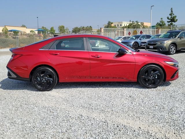 New 2026 Hyundai Elantra SEL Sport Premium image 4