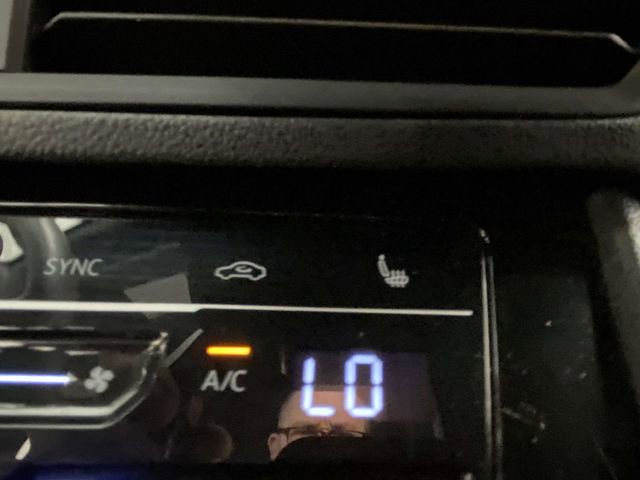 Used 2025 Volkswagen Jetta Sport image 20