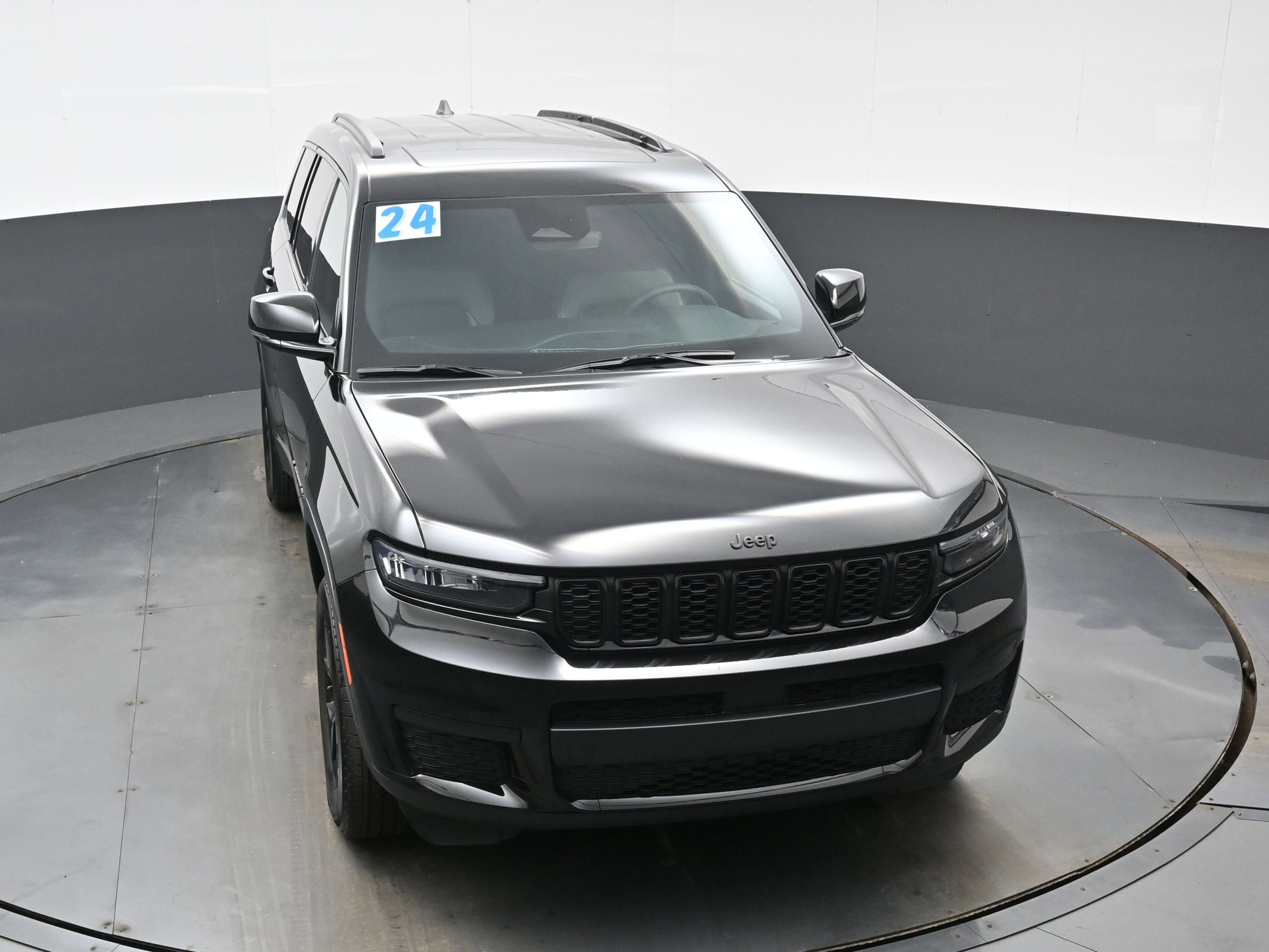 Used 2024 Jeep Grand Cherokee L Altitude image 40