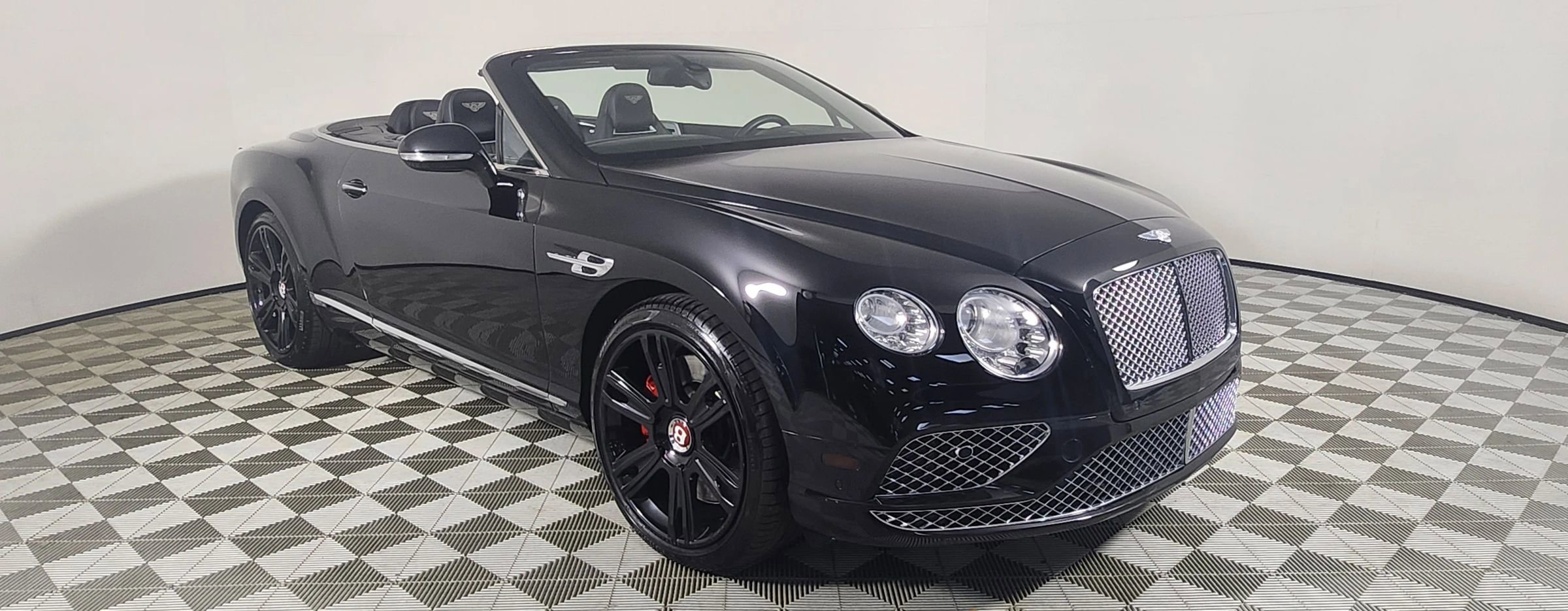Used 2016 Bentley Continental GT image 3