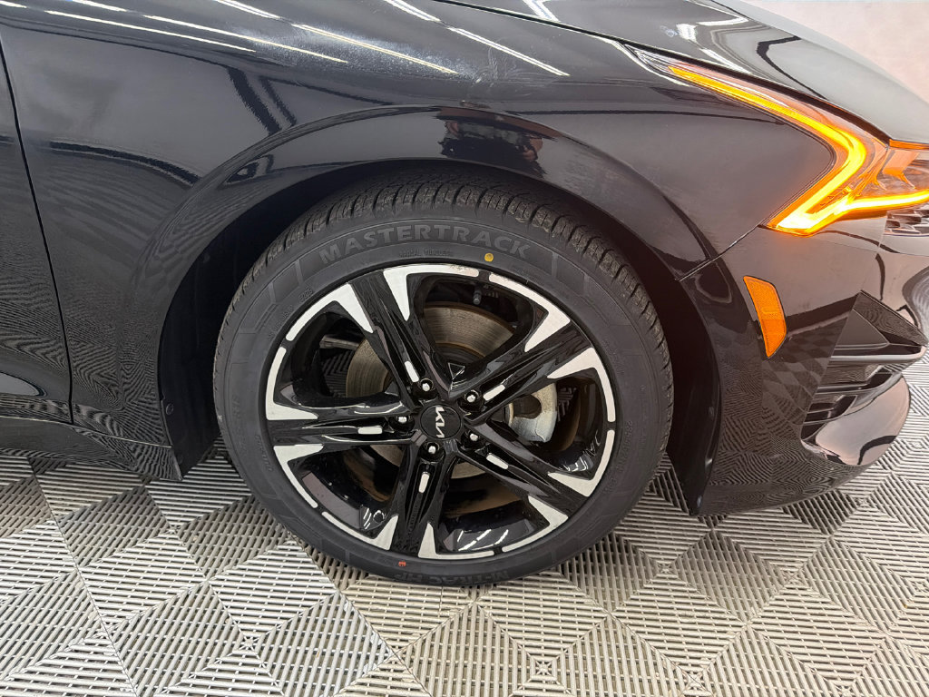 Used 2023 Kia K5 GT-Line w/ GT-Line Premium Package FWD image 13