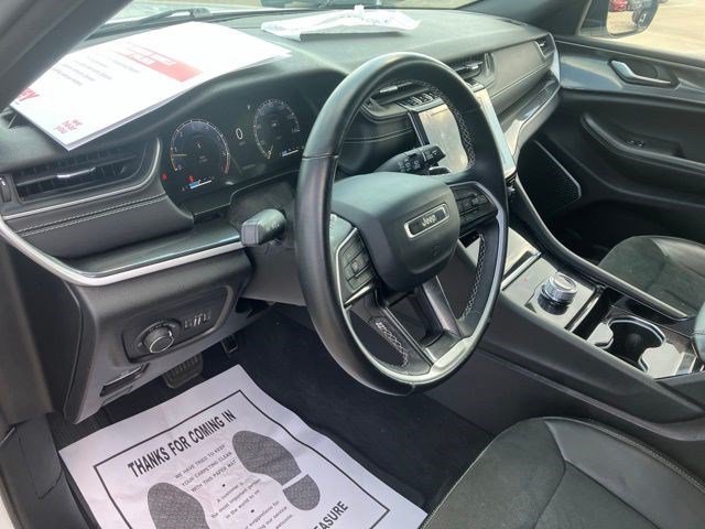 Certified 2022 Jeep Grand Cherokee Altitude AWD/4WD image 14