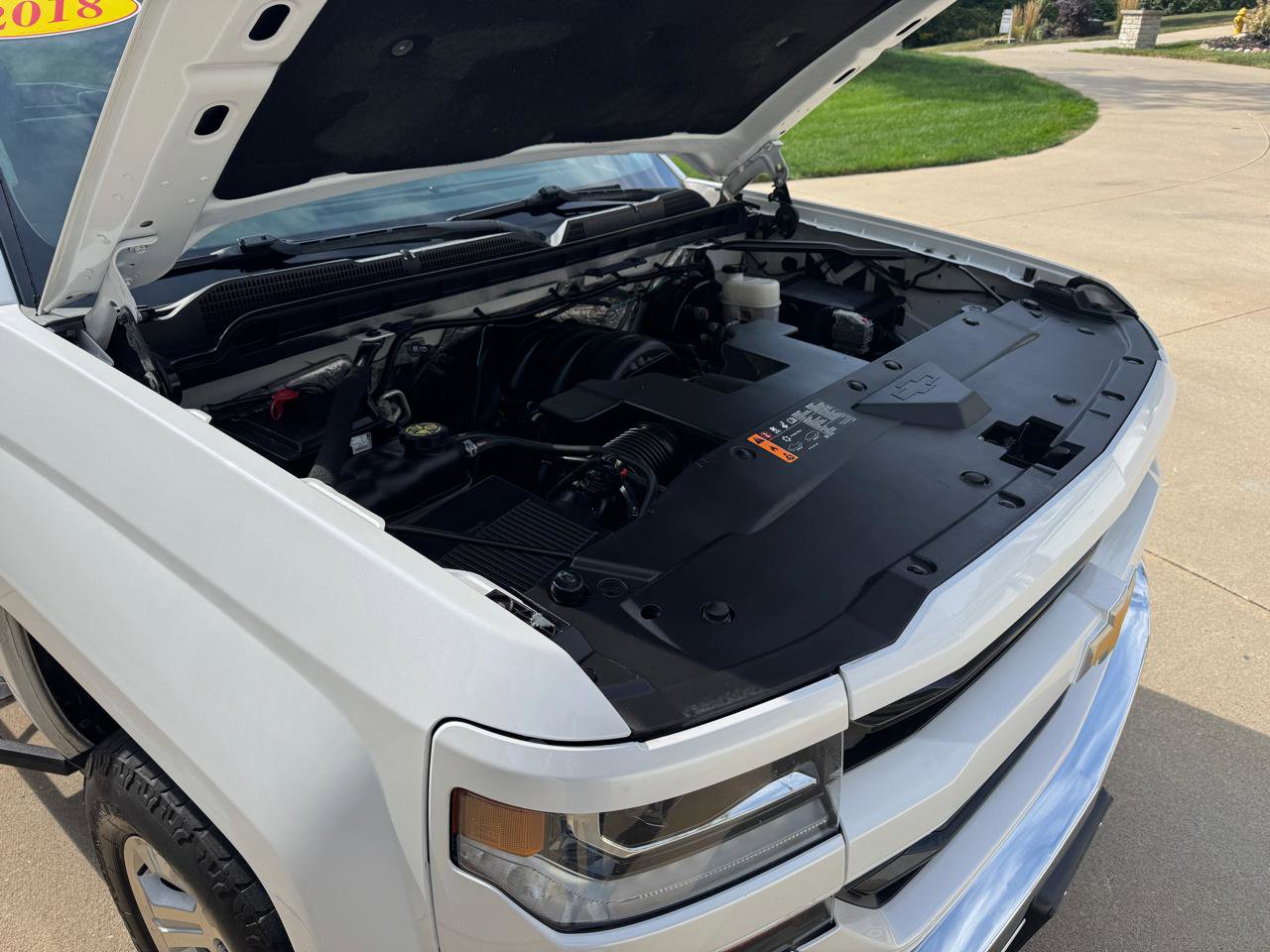 Used 2018 Chevrolet Silverado 1500 LT w/ All Star Edition AWD/4WD image 23