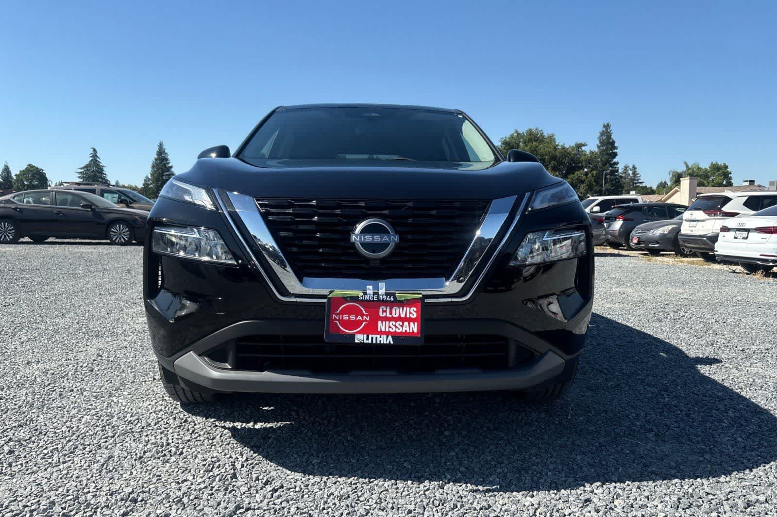 Certified 2023 Nissan Rogue SV FWD image 11