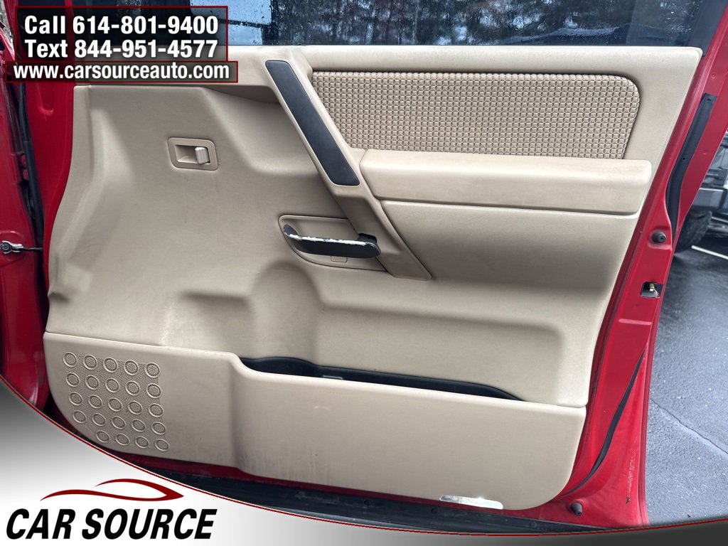 Used 2008 Nissan Titan SE image 30