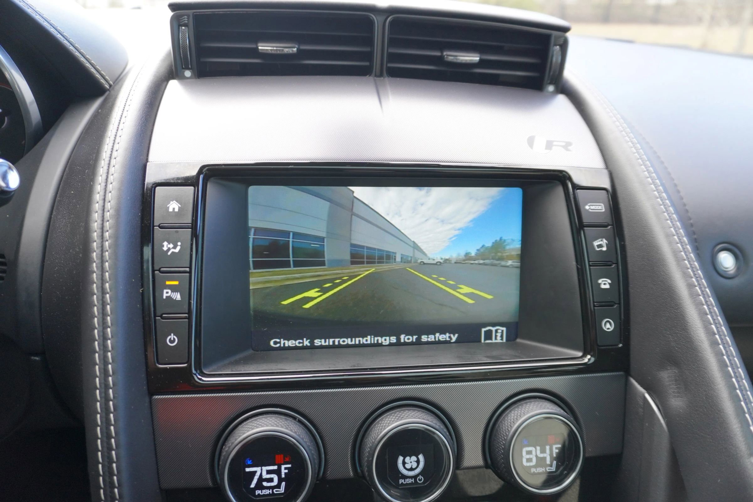 Used 2017 Jaguar F-TYPE R image 22