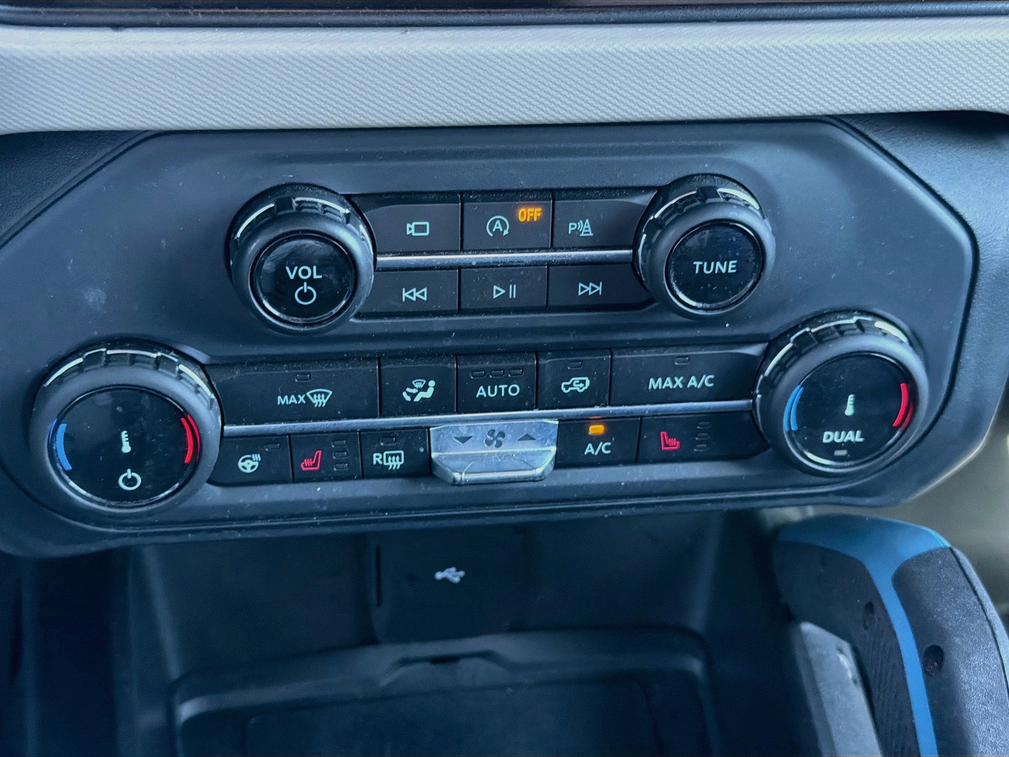 Used 2022 Ford Bronco Wildtrak AWD/4WD image 34