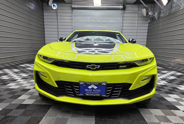 Used 2020 Chevrolet Camaro SS RWD image 4