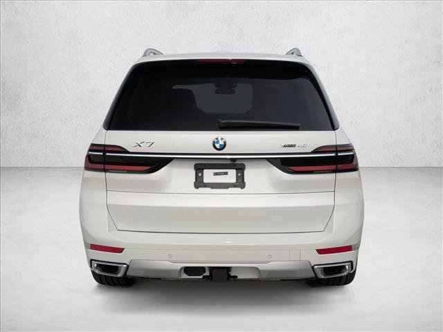 Used 2026 BMW X7 xDrive40i AWD/4WD image 8