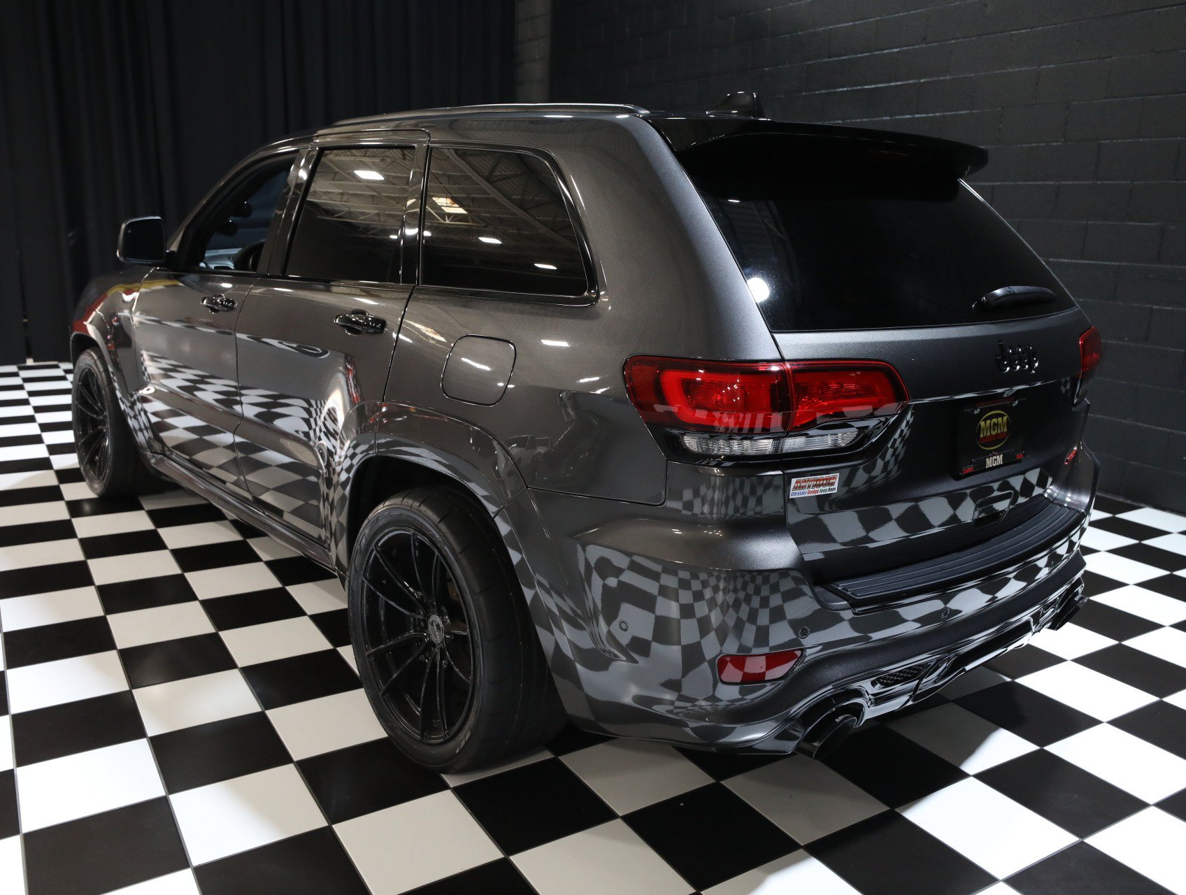 Used 2019 Jeep Grand Cherokee SRT AWD/4WD image 25