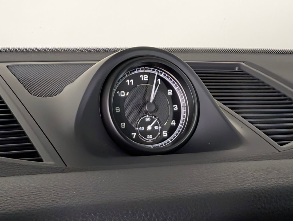 New 2026 Porsche Macan image 31