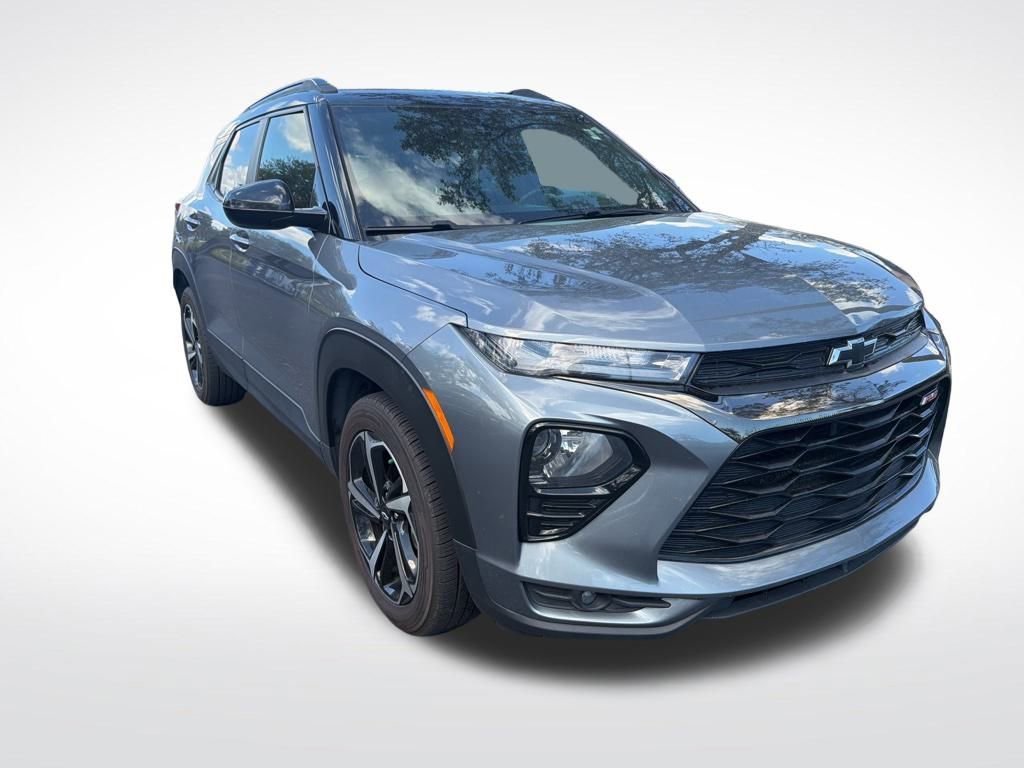 Used 2022 Chevrolet TrailBlazer RS image 2