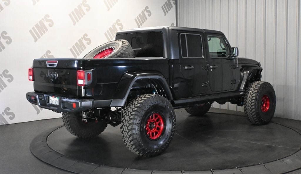 Used 2023 Jeep Gladiator Sport AWD/4WD image 5