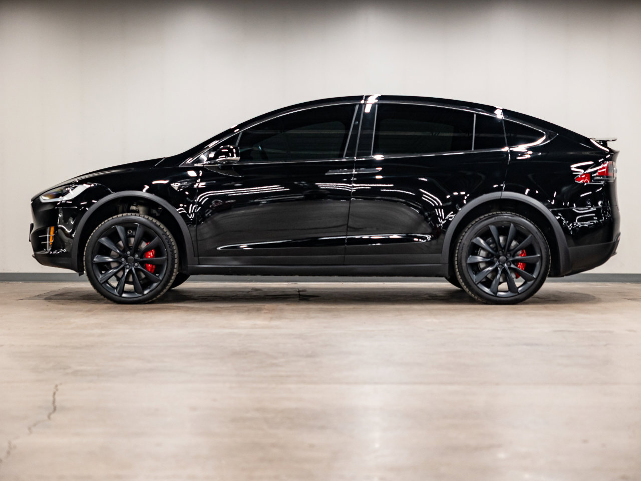 Used 2019 Tesla Model X P100D image 2