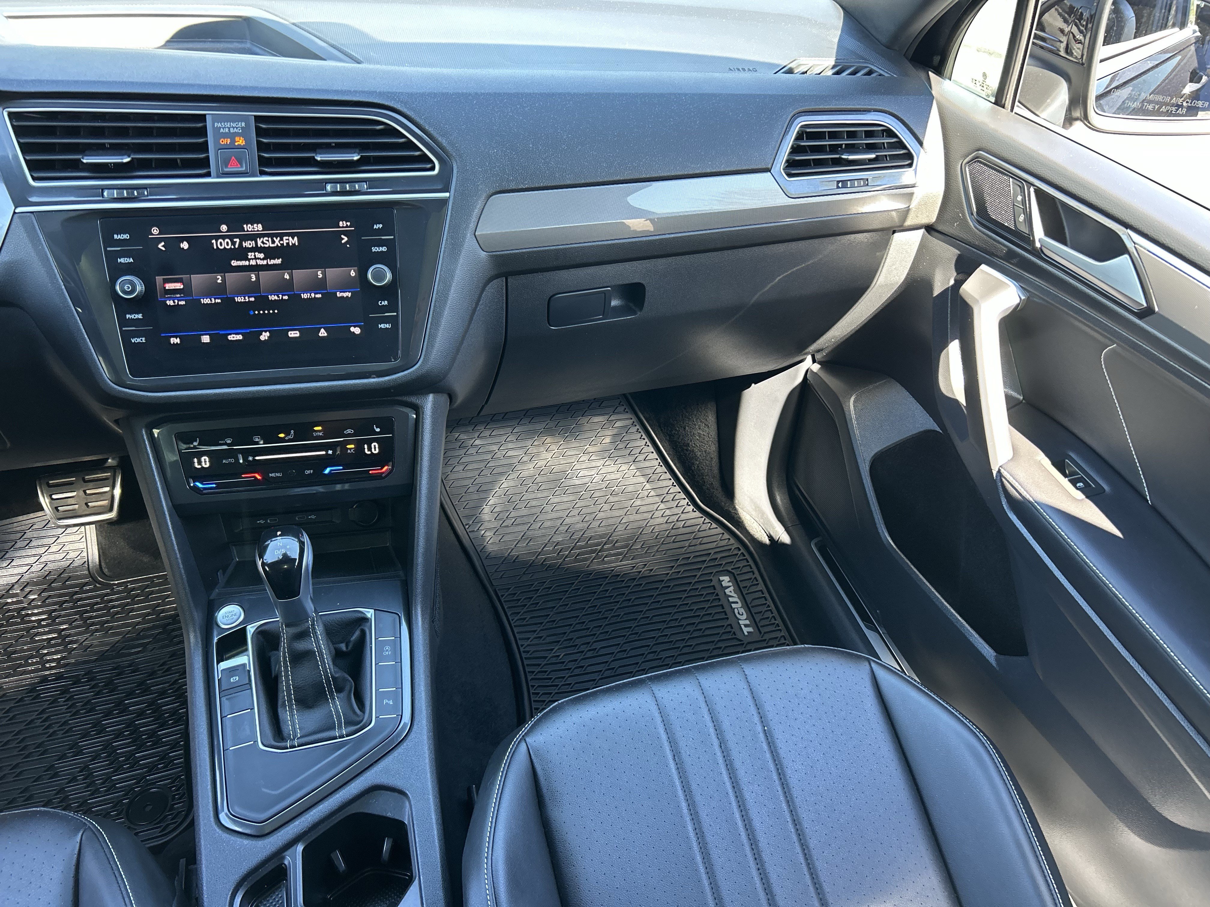 Used 2024 Volkswagen Tiguan SE R-Line FWD image 15