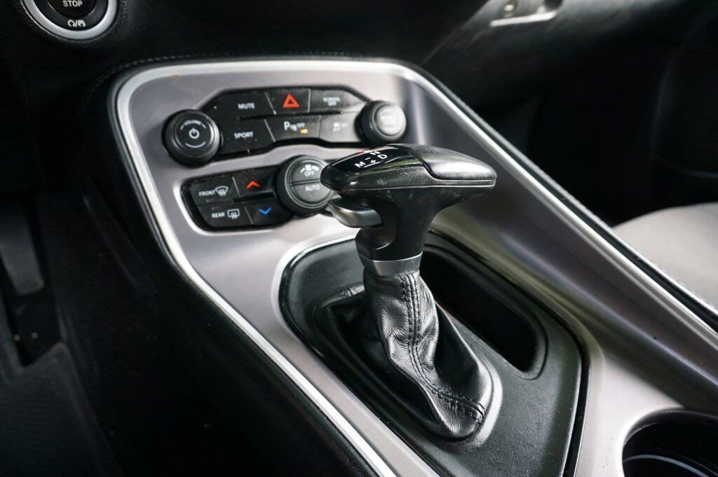 Used 2022 Dodge Challenger GT w/ Driver Convenience Group image 19