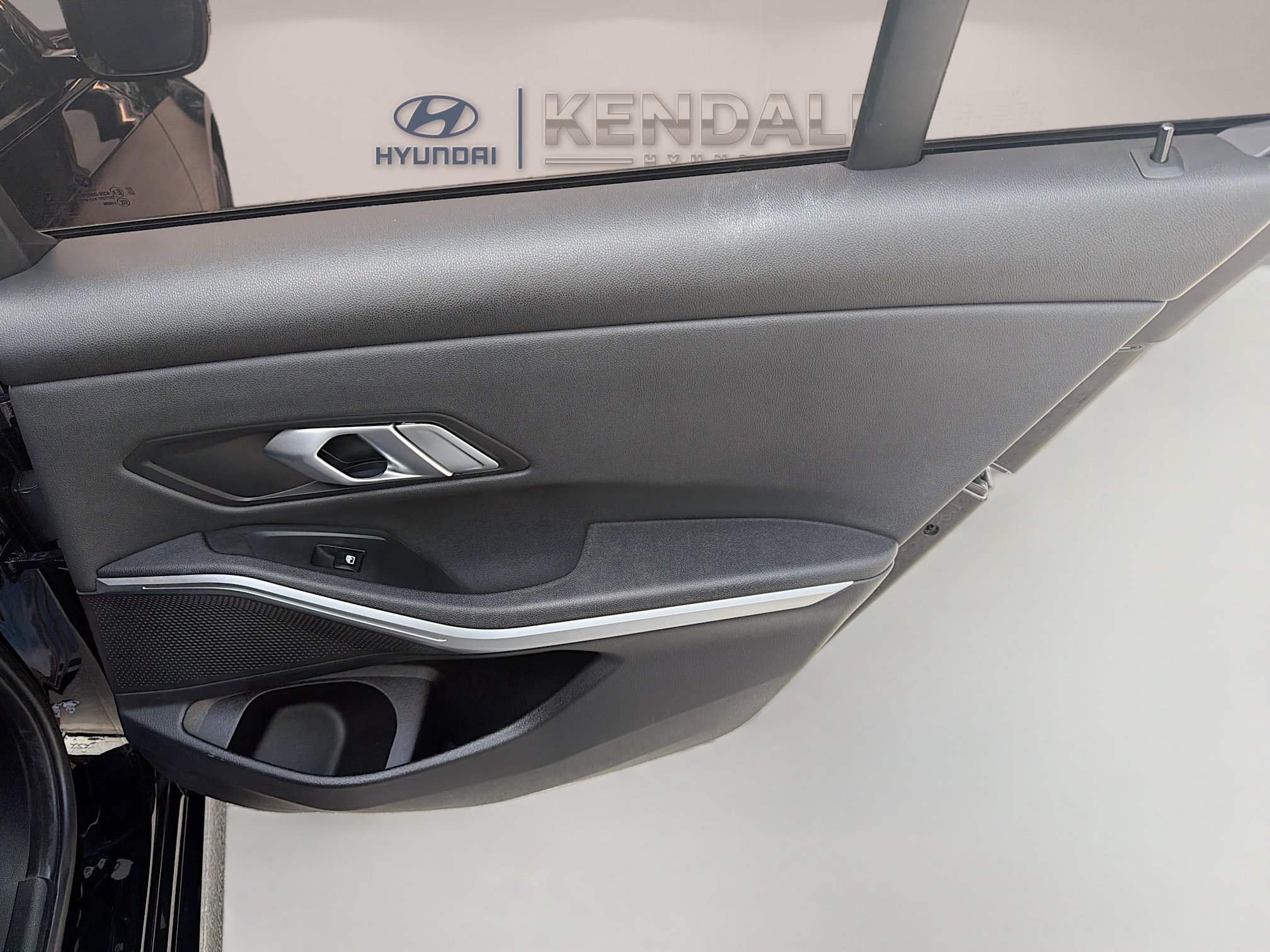 Used 2021 BMW 330i Sedan w/ Convenience Package image 28