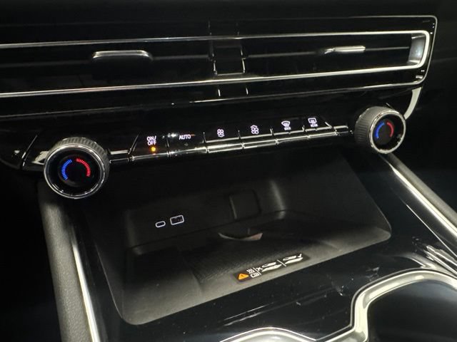 New 2026 Chevrolet Traverse LT w/ Enhanced Driving Package FWD image 20