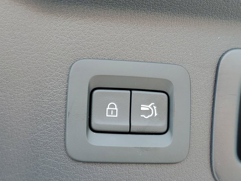 Used 2025 MAZDA CX-90 Plug-In Hybrid w/Premium Sport image 8