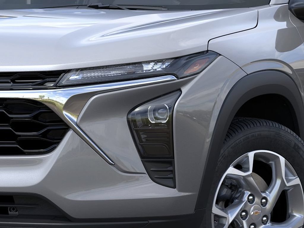 New 2026 Chevrolet Trax LS w/ LS Convenience Package FWD image 10