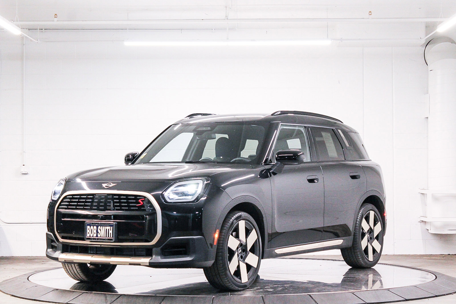 Used 2025 MINI Cooper Countryman S w/ Comfort Package Max image 3