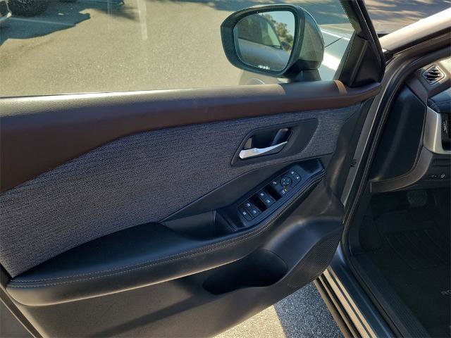 Certified 2023 Nissan Rogue SV image 23