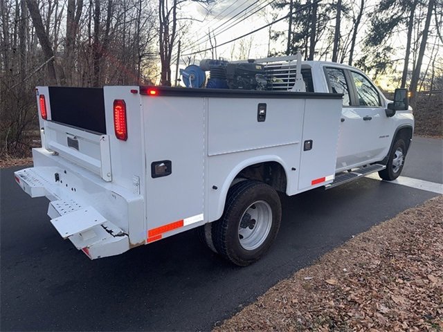 Used 2023 Chevrolet Silverado 3500 W/T w/ WT Convenience Package image 3